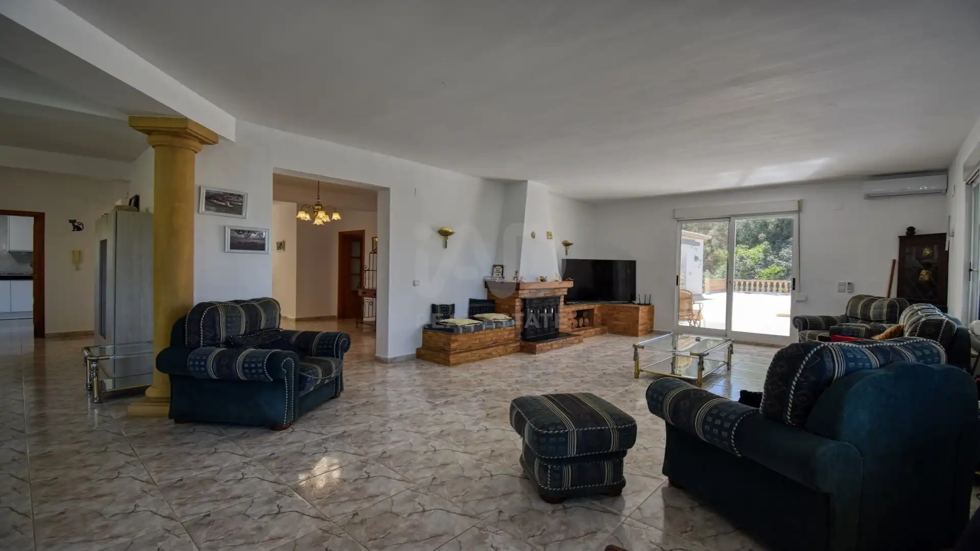 Sala d'estar de Casa o xalet en venda en Pedreguer amb Aire condicionat, Calefacció i Terrassa