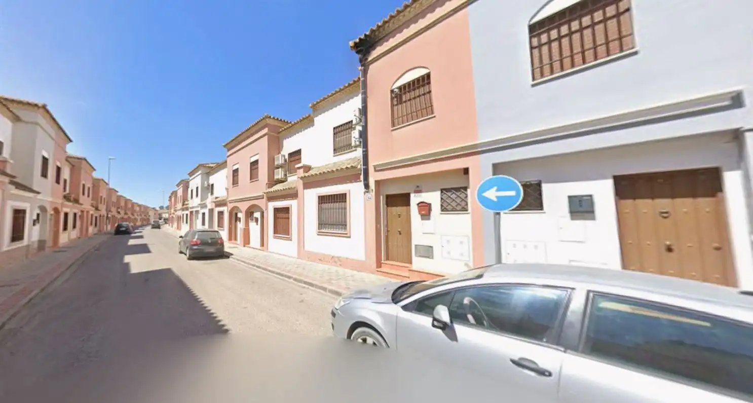 Vista exterior de Casa o chalet en venta en Utrera