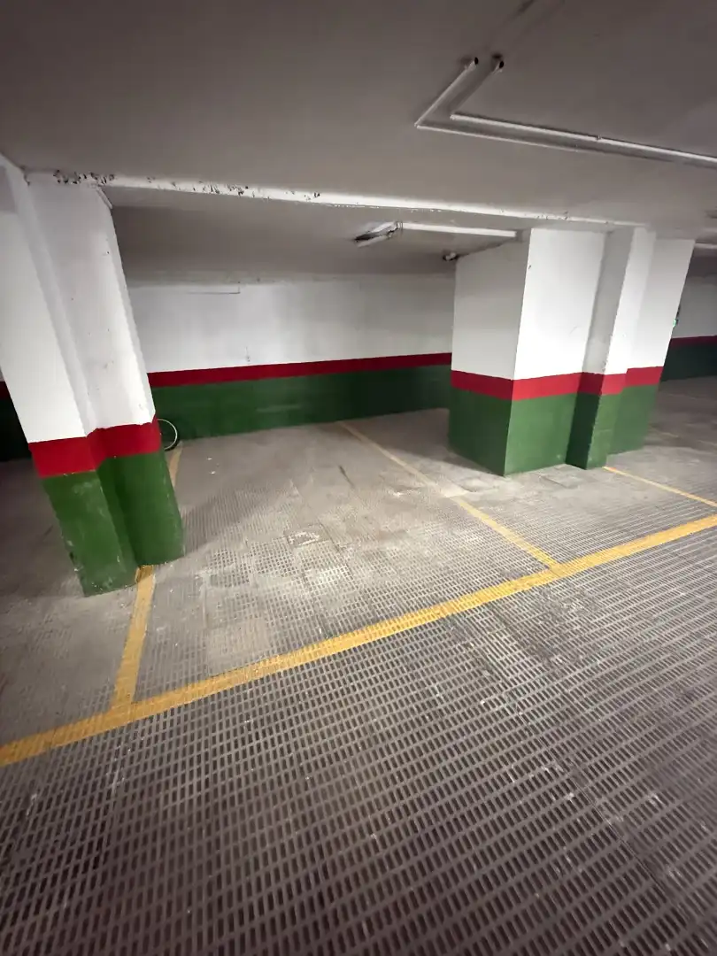 Parking with lift for sale in Calle de Juan XXIII, imagen 5