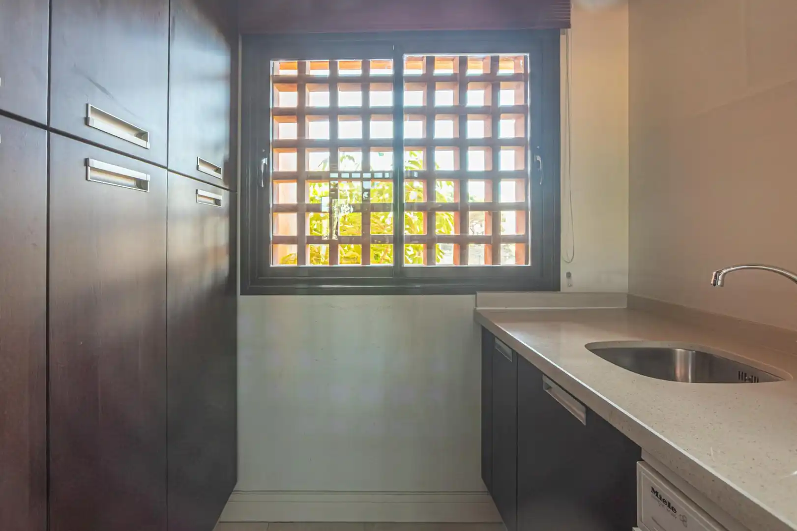 Cocina de Apartamento en venta en Chiclana de la Frontera con Jardín privado y Piscina comunitaria