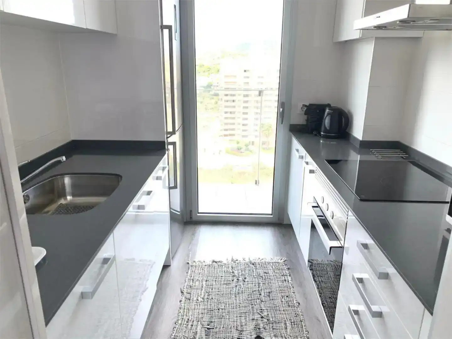 Küche von Wohnung zur Miete in Calpe / Calp mit Klimaanlage, Schwimmbad und Balkon
