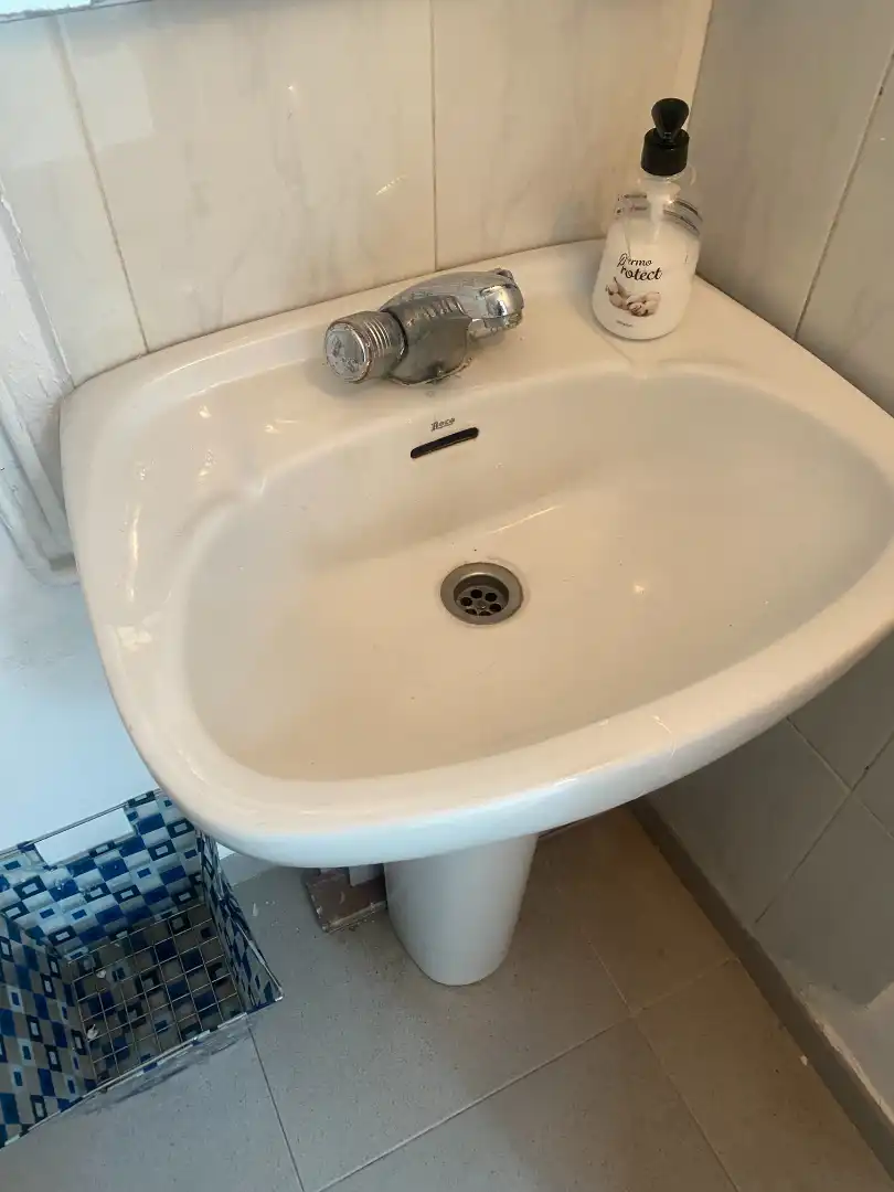 Badezimmer von Geschaftsraum zur Miete in Santiago de Compostela 