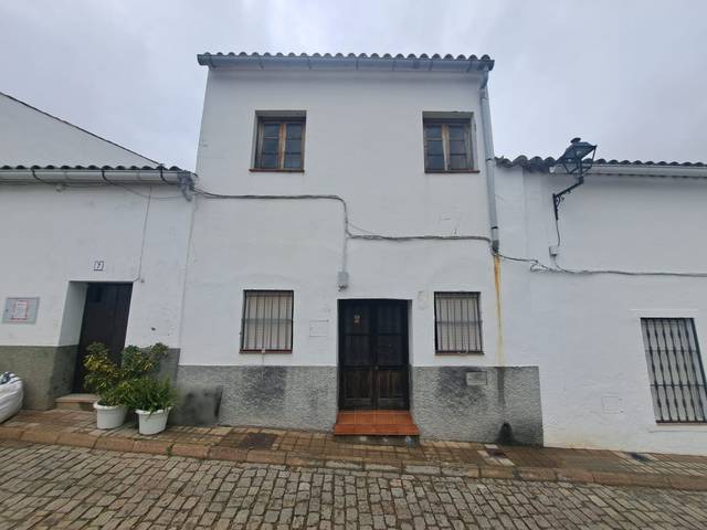 Casa-chalet en Venta en Calle Francisco Ayala en Valverde del Camino