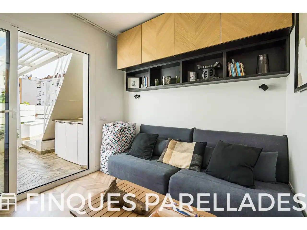 Sala d'estar de Àtic en venda en Sitges amb Aire condicionat, Calefacció i Parquet