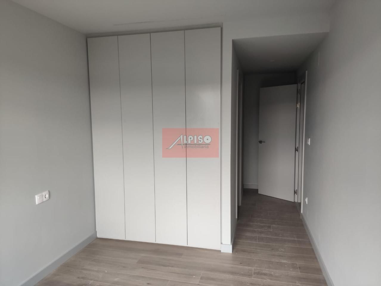 Pis en venda a Amado Carballo, Polvorín