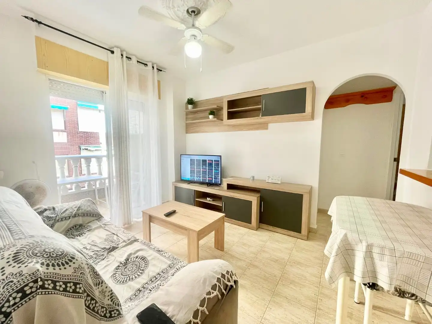 Piso con terraza en alquiler en Playa del Cura