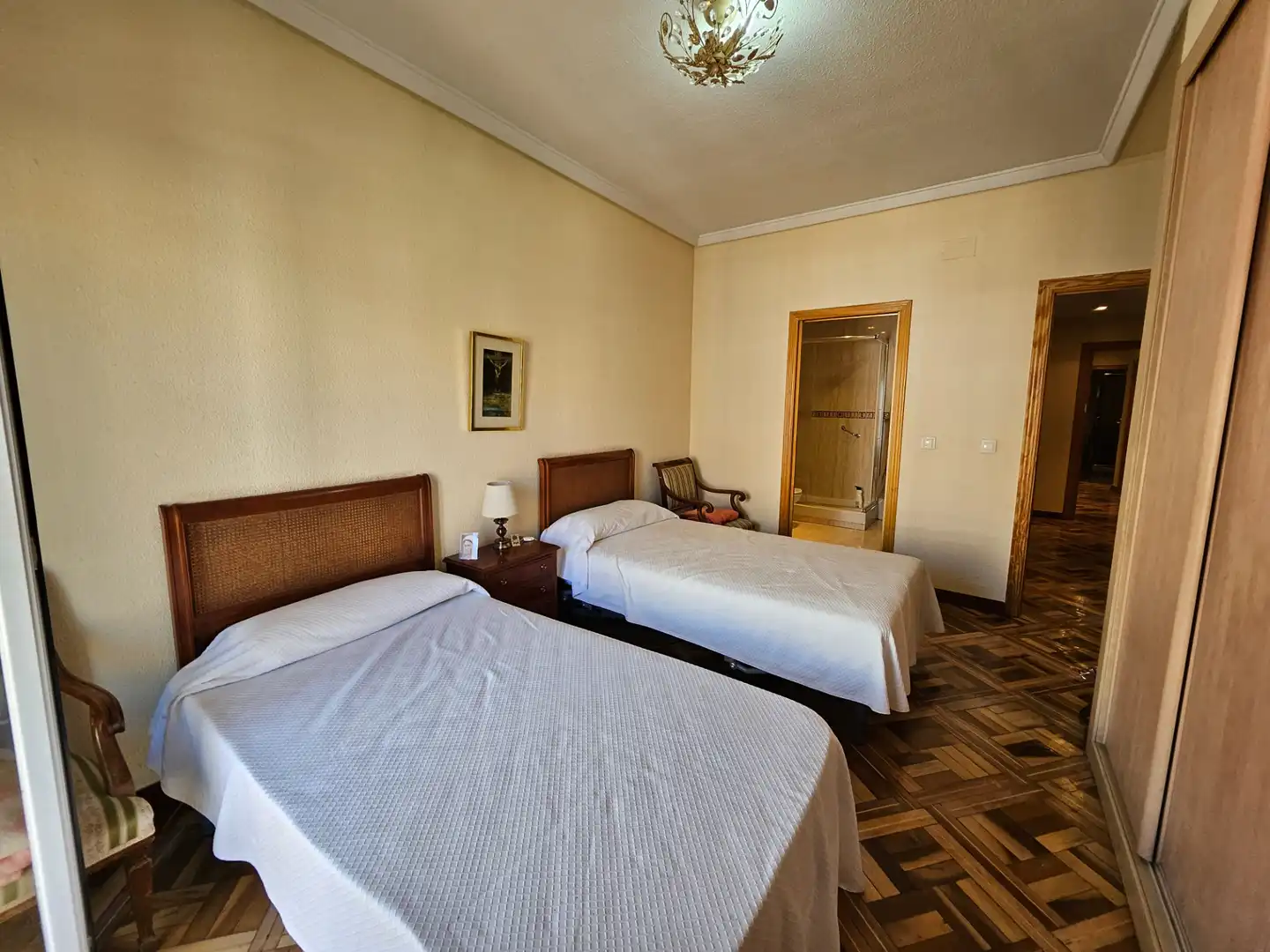 Bedroom of Flat for rent in Madrid  with Air Conditioner, Heating and Furnished