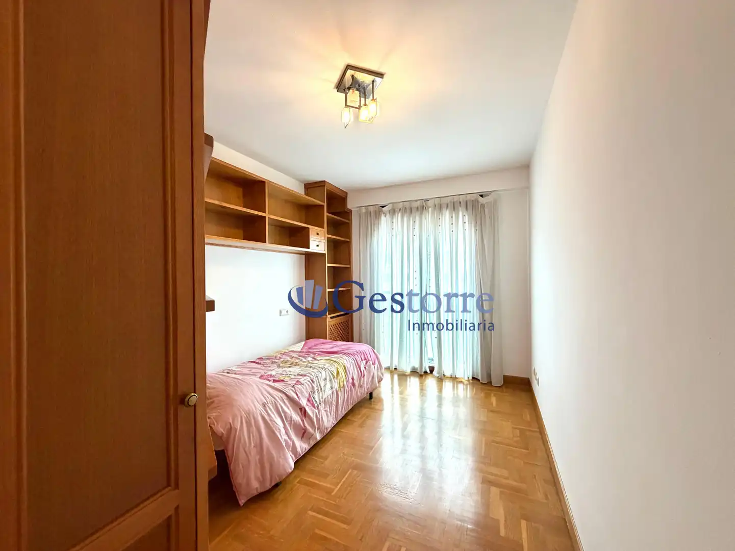 Piso en venta en Oviedo , Asturias