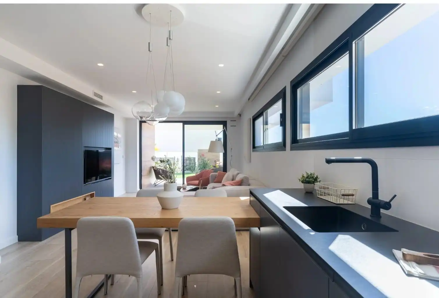 Apartment with pool for sale in Cumbre del Sol, imagen 8