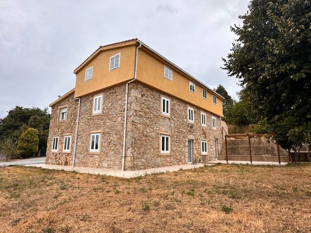 Casa-chalet en Venta en Lugar Cachosenande, 17 en Boqueixón