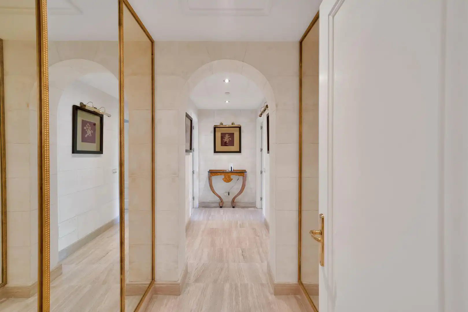 Apartments for sale in 31A Urbanizacion Lomas de Rio Verde, Las Lomas de Río Verde