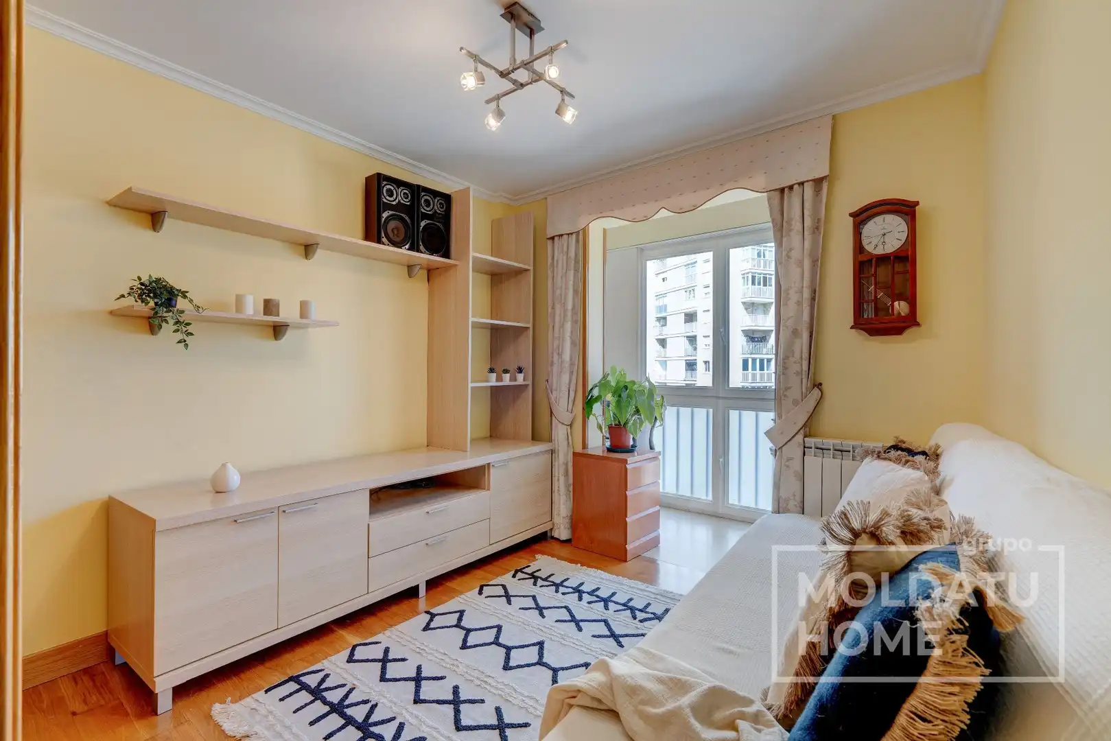 Schlafzimmer von Wohnung zum Verkauf in Donostia - San Sebastián  mit Heizung, Terrasse und Abstellraum