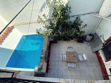 House with pool for sale in San Rafael