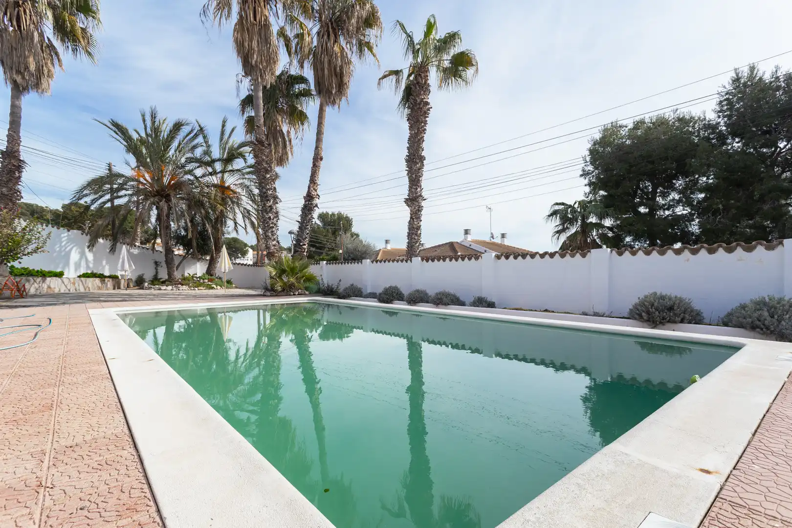 Piscina de Casa o xalet en venda en Cunit amb Aire condicionat, Calefacció i Jardí privat