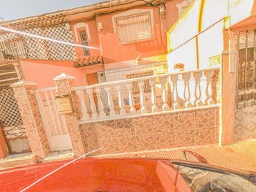 Maison à vendre à MARTINEZ DE GALINSOGA -V.CARI