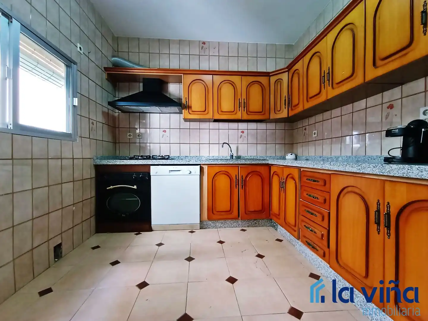 Kitchen of Houses for sale in Benamejí