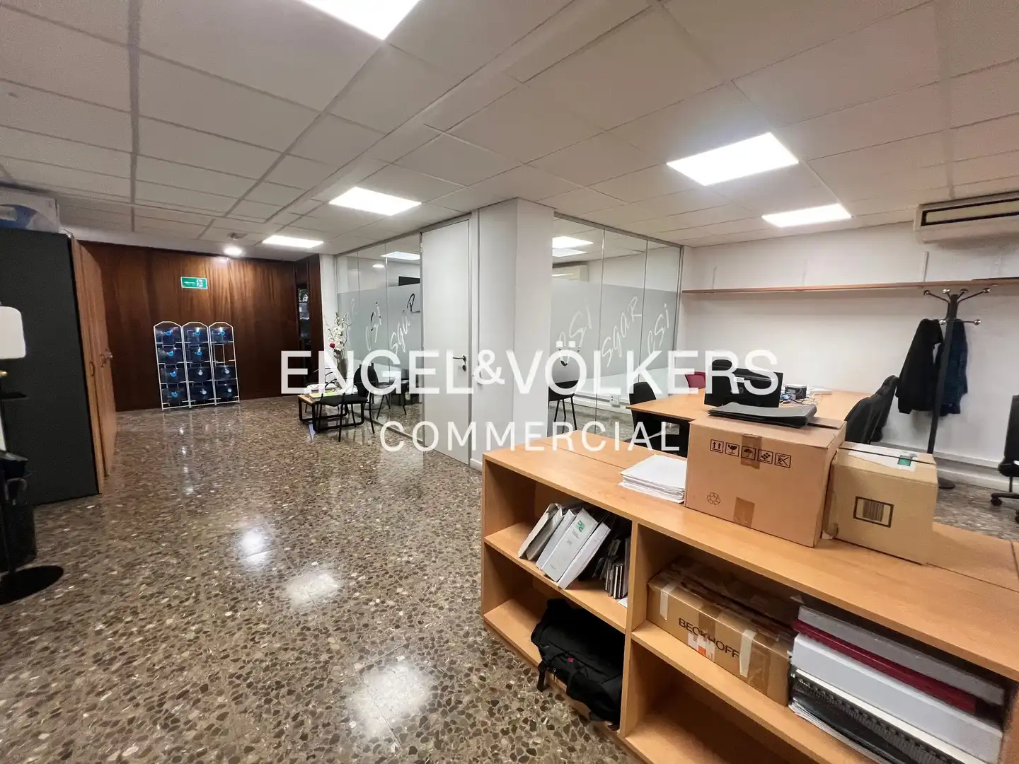 Office for sale in Barcelona  with Air Conditioner and Furnished