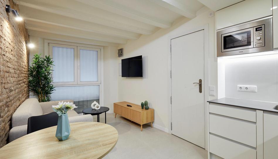 Foto 1 de Edifici en venda a Carrer de Picalquers, El Raval, Barcelona