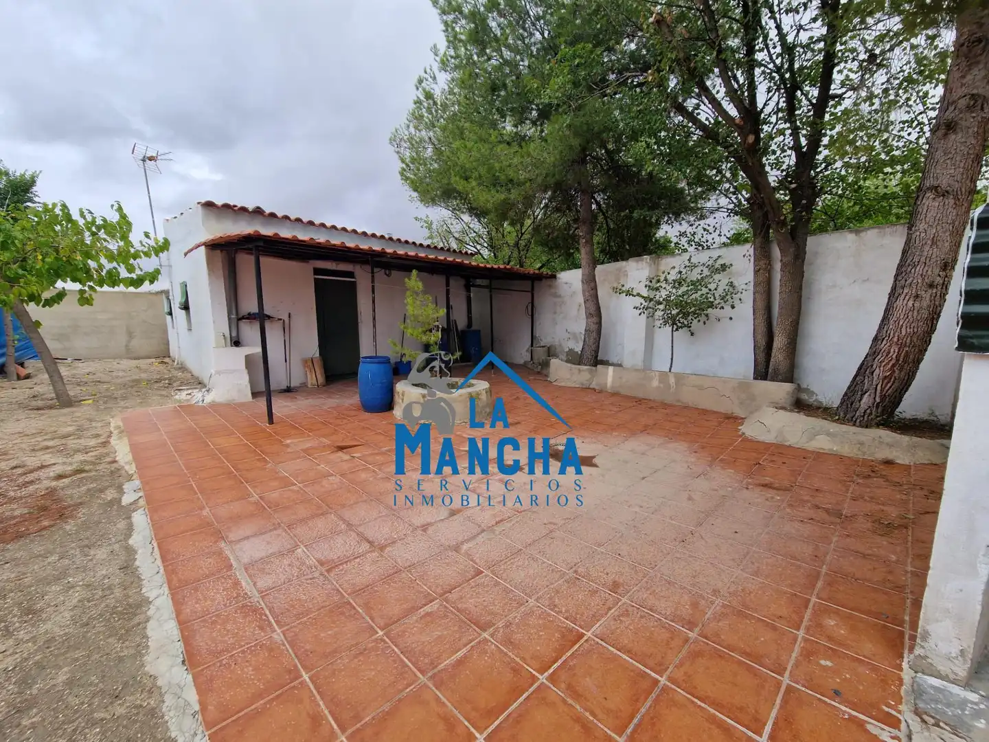 Casa rústica amb piscina en venda a DISEMINADOS