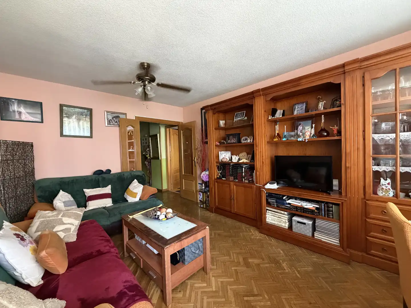 Sala d'estar de Pis en venda en Tres Cantos amb Calefacció, Parquet i Terrassa