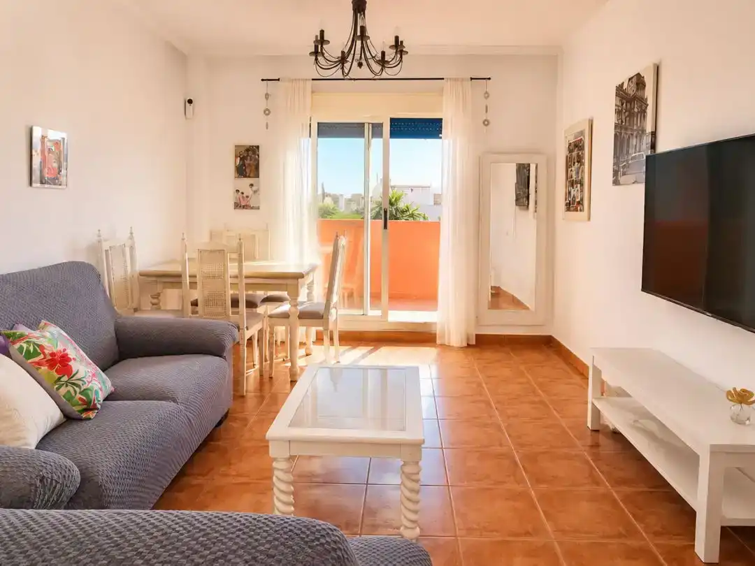 Sala d'estar de Pis en venda en Casares amb Piscina