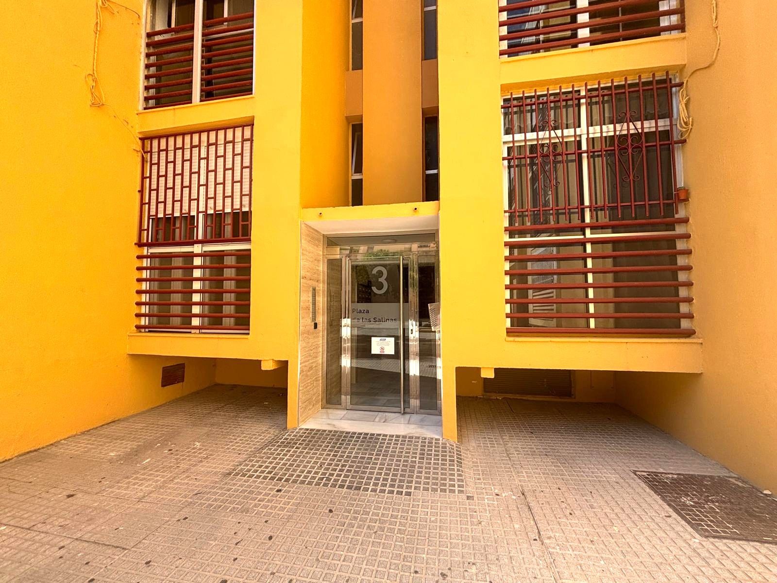 Vista exterior de Pis en venda en San Fernando