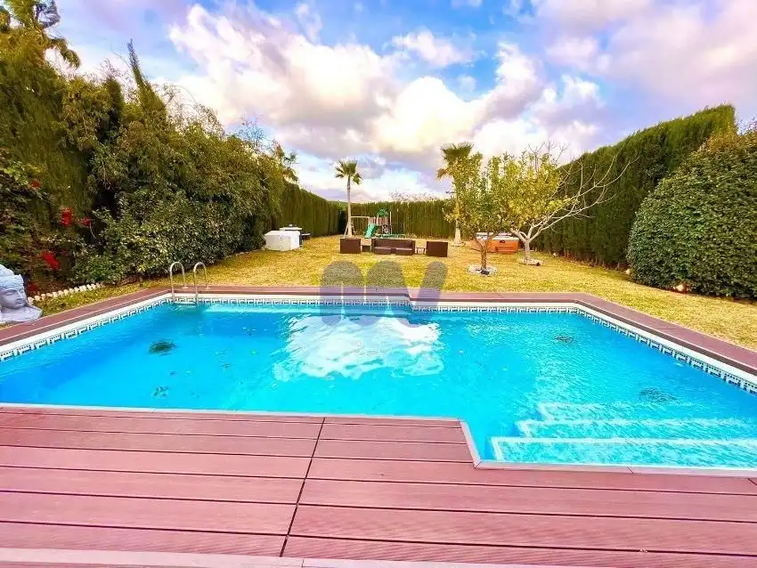 Casa amb piscina en venda a El Mirador, imagen 12