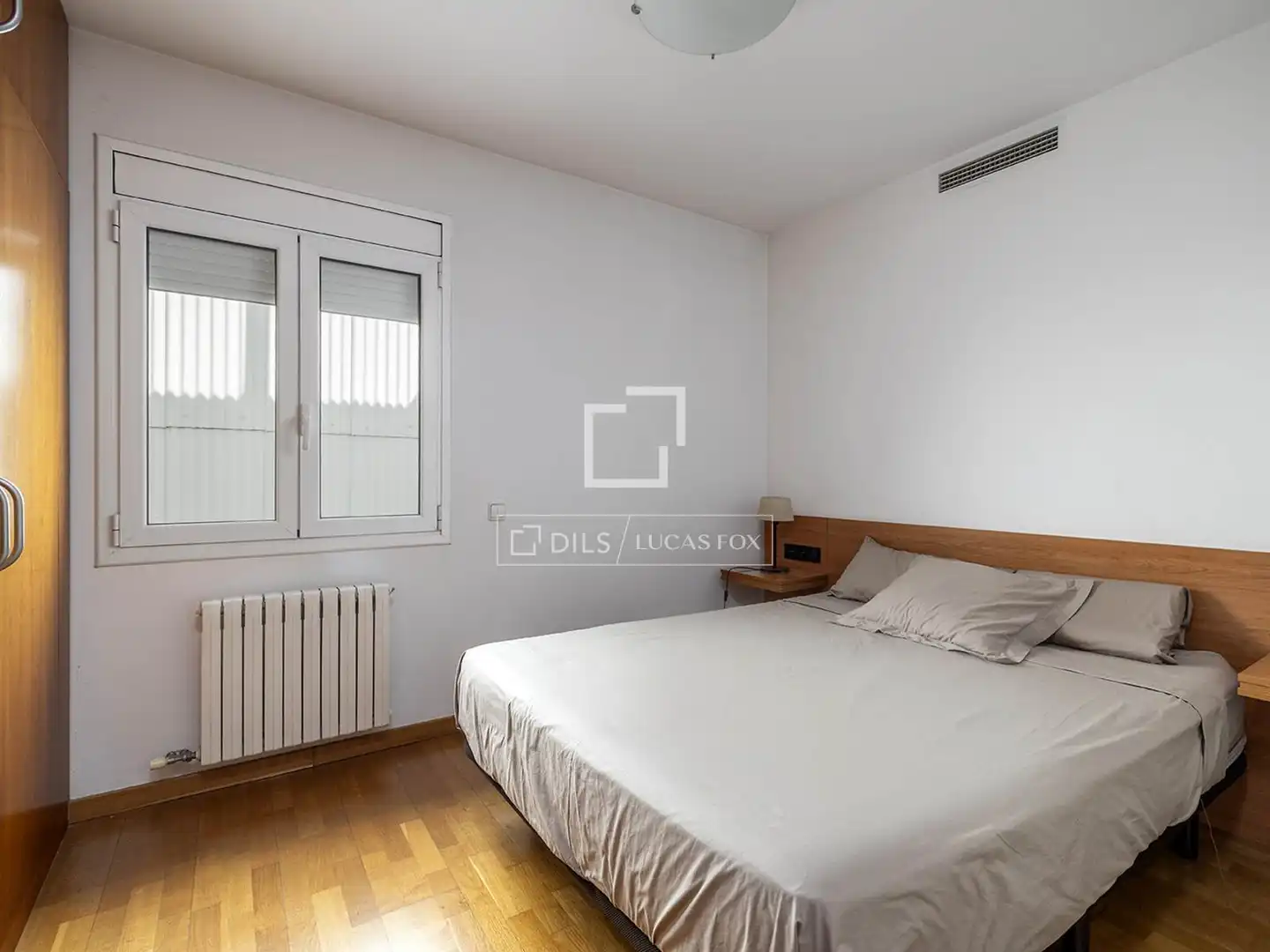 Dormitori de Àtic de lloguer en Barcelona amb Aire condicionat, Calefacció i Parquet