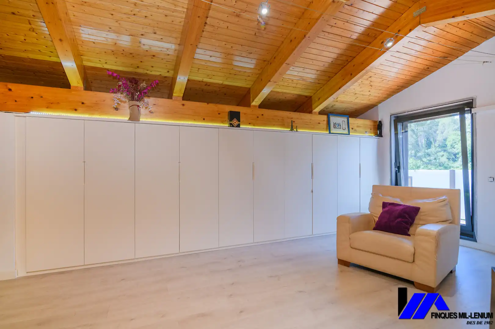 Sala de estar de Dúplex en venta en Gavà con Aire acondicionado, Calefacción y Parquet
