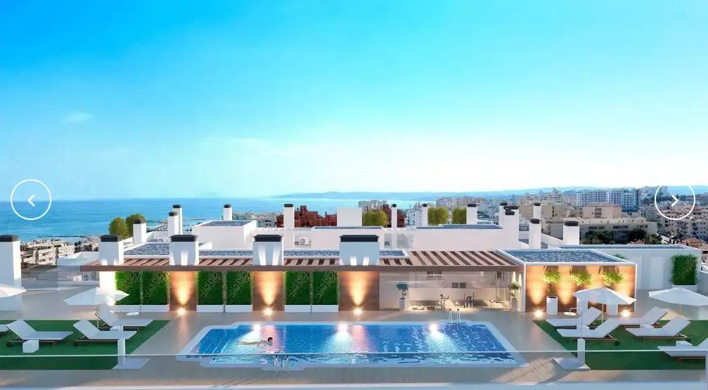 Local comercial en venda a Estepona Pueblo