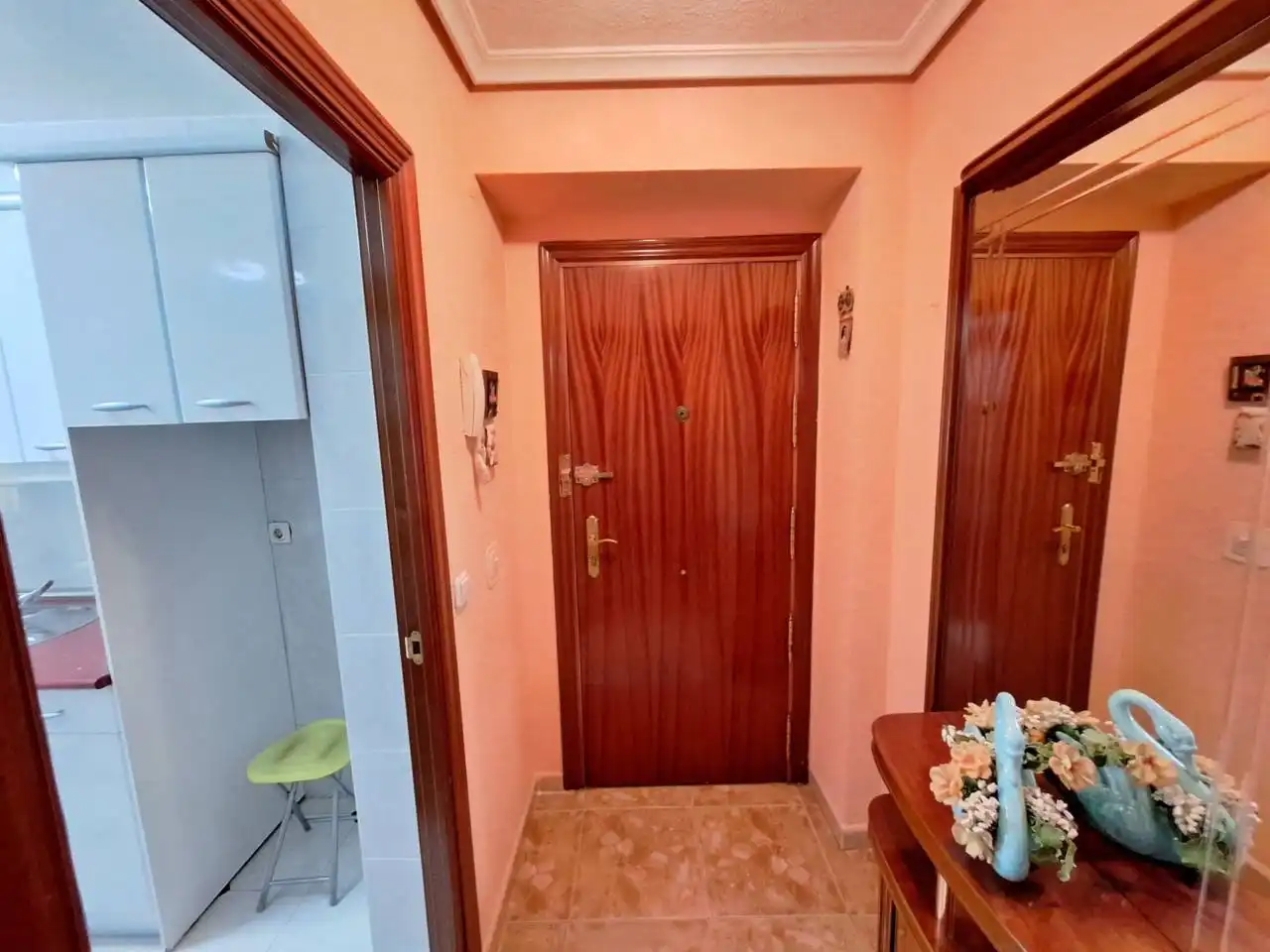 Wohnung zum Verkauf in Fuenlabrada mit Klimaanlage, Heizung und Terrasse