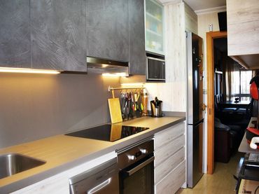 Semi-detached house with balcony for sale in Zona Carrefour - Urbanizaciones