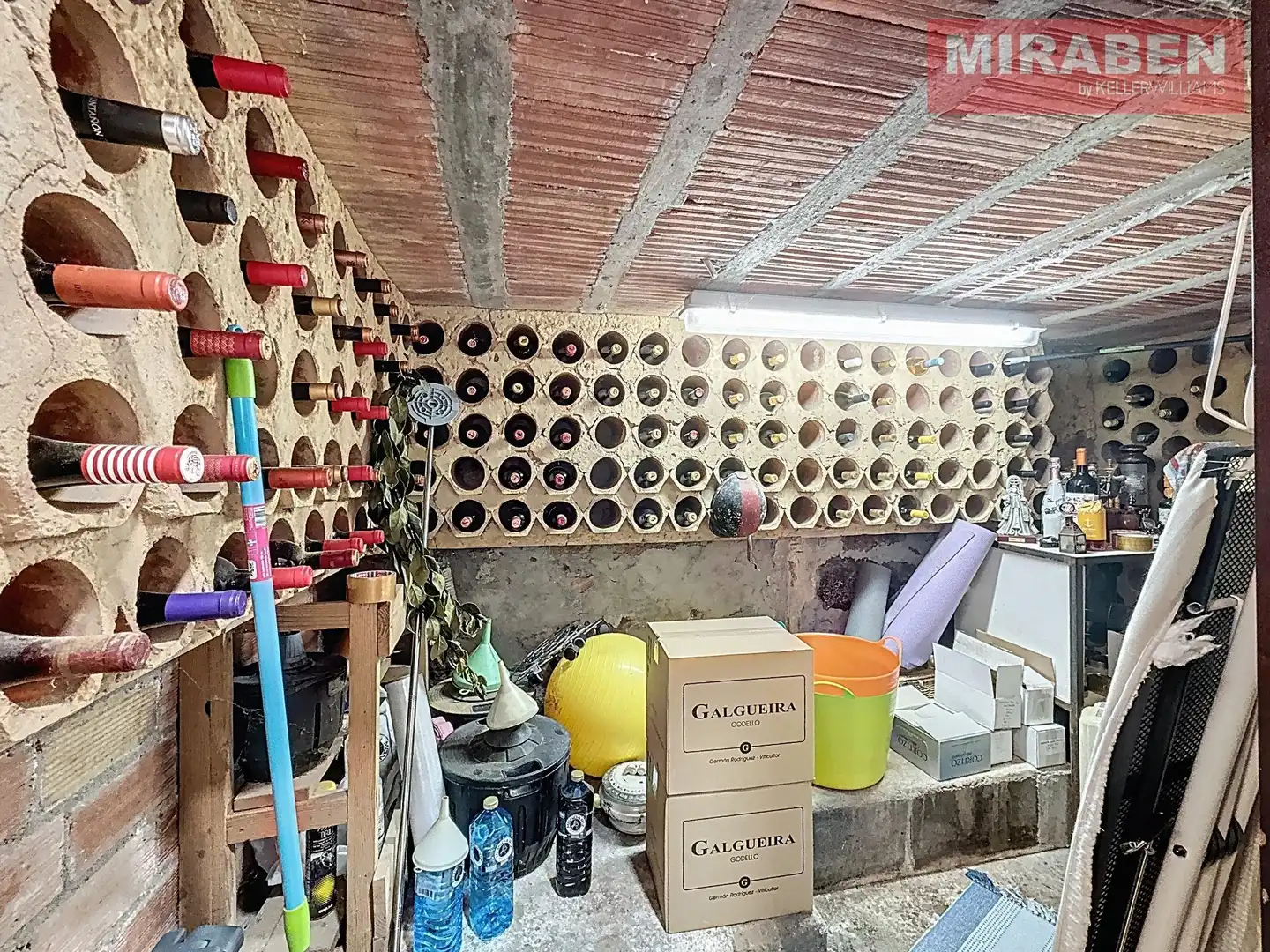Finca rústica en venda en Rianxo amb Calefacció, Jardí privat i Moblat