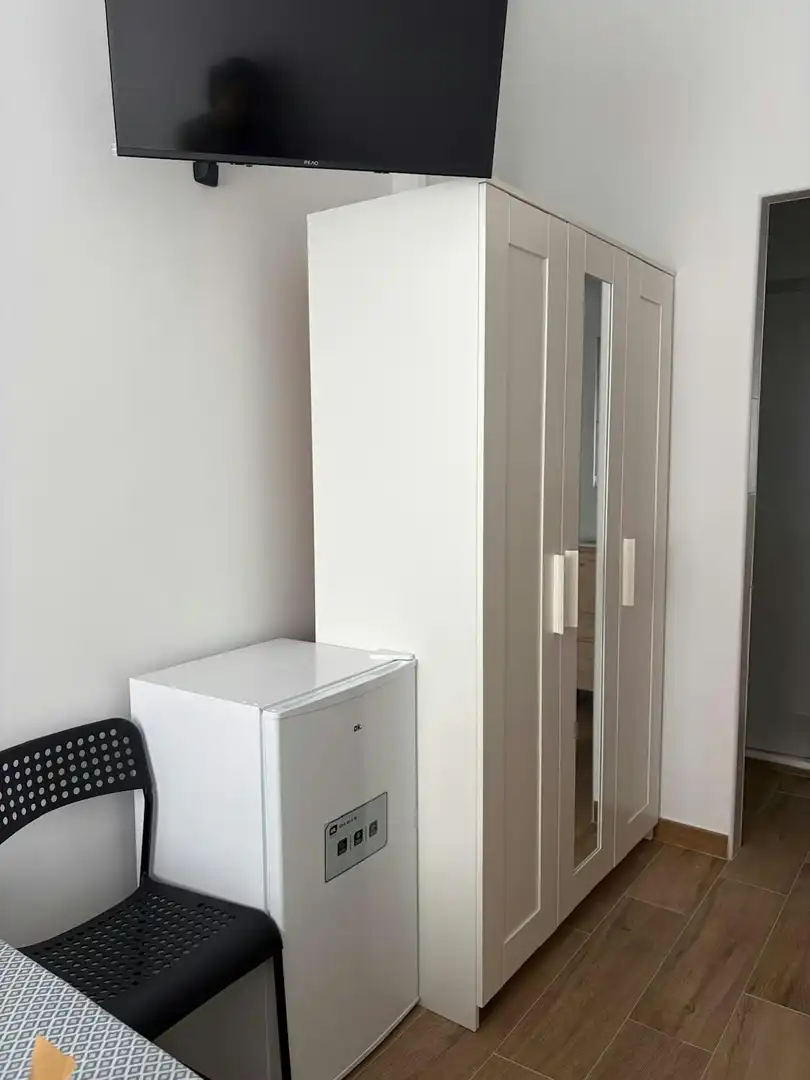 Schlafzimmer von Wohnung zur Miete in Madrid mit Klimaanlage, Heizung und Waschmaschine