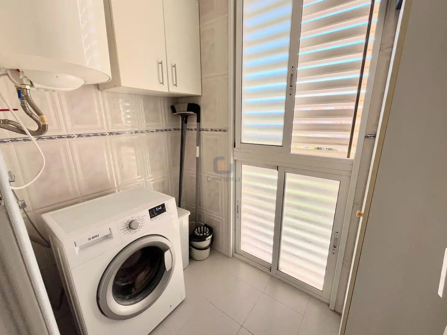 Vista exterior de Piso en venta en Alicante / Alacant con Jardín privado, Terraza y Piscina comunitaria