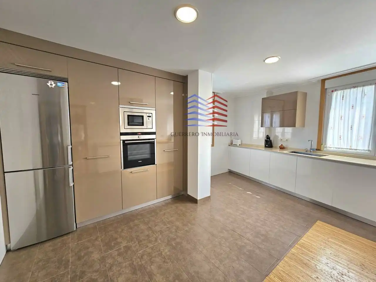 Cocina de Apartamento de alquiler en Maceda con Calefacción, Parquet y Trastero