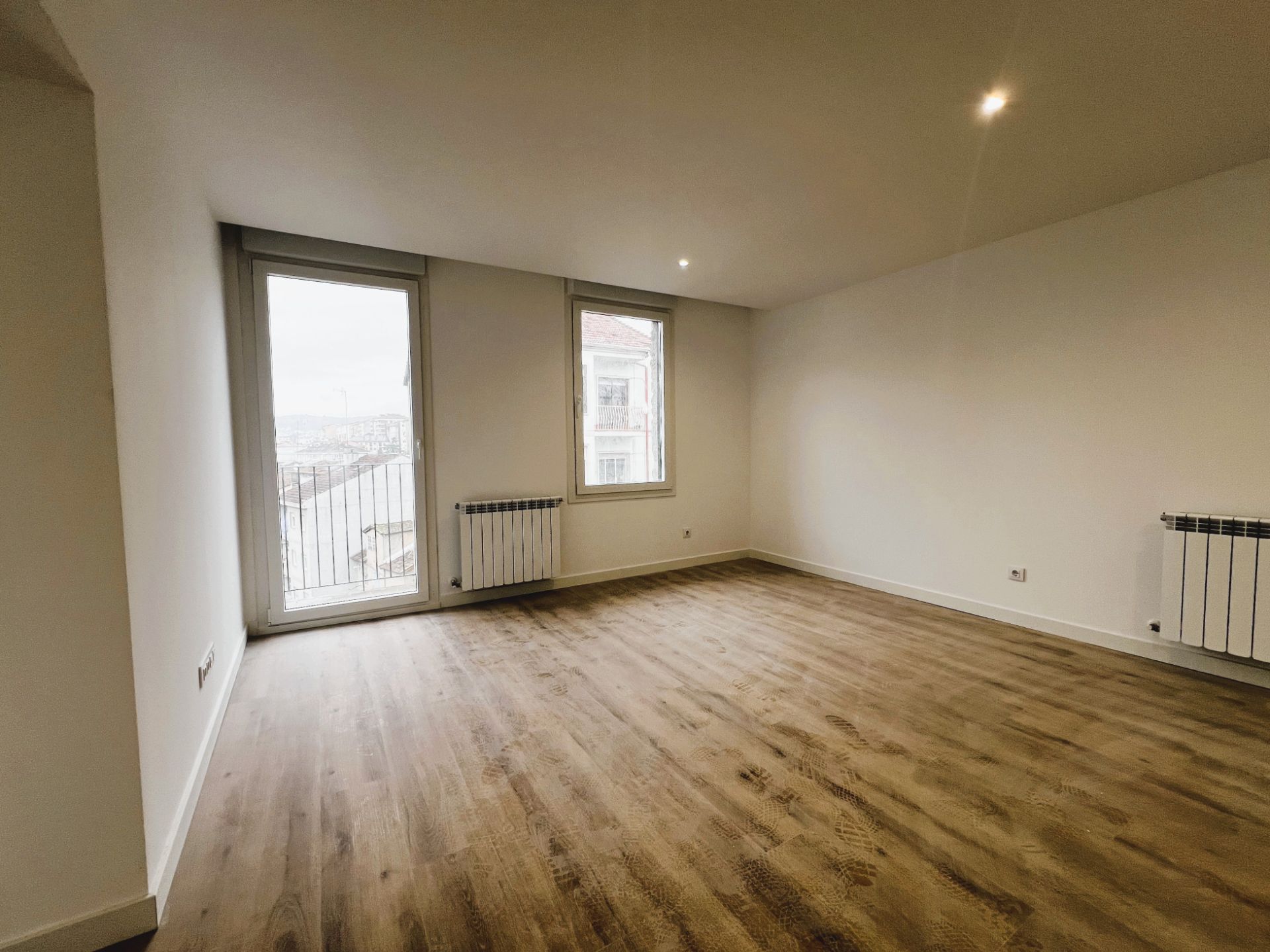 Pis en venda a A Carballeira