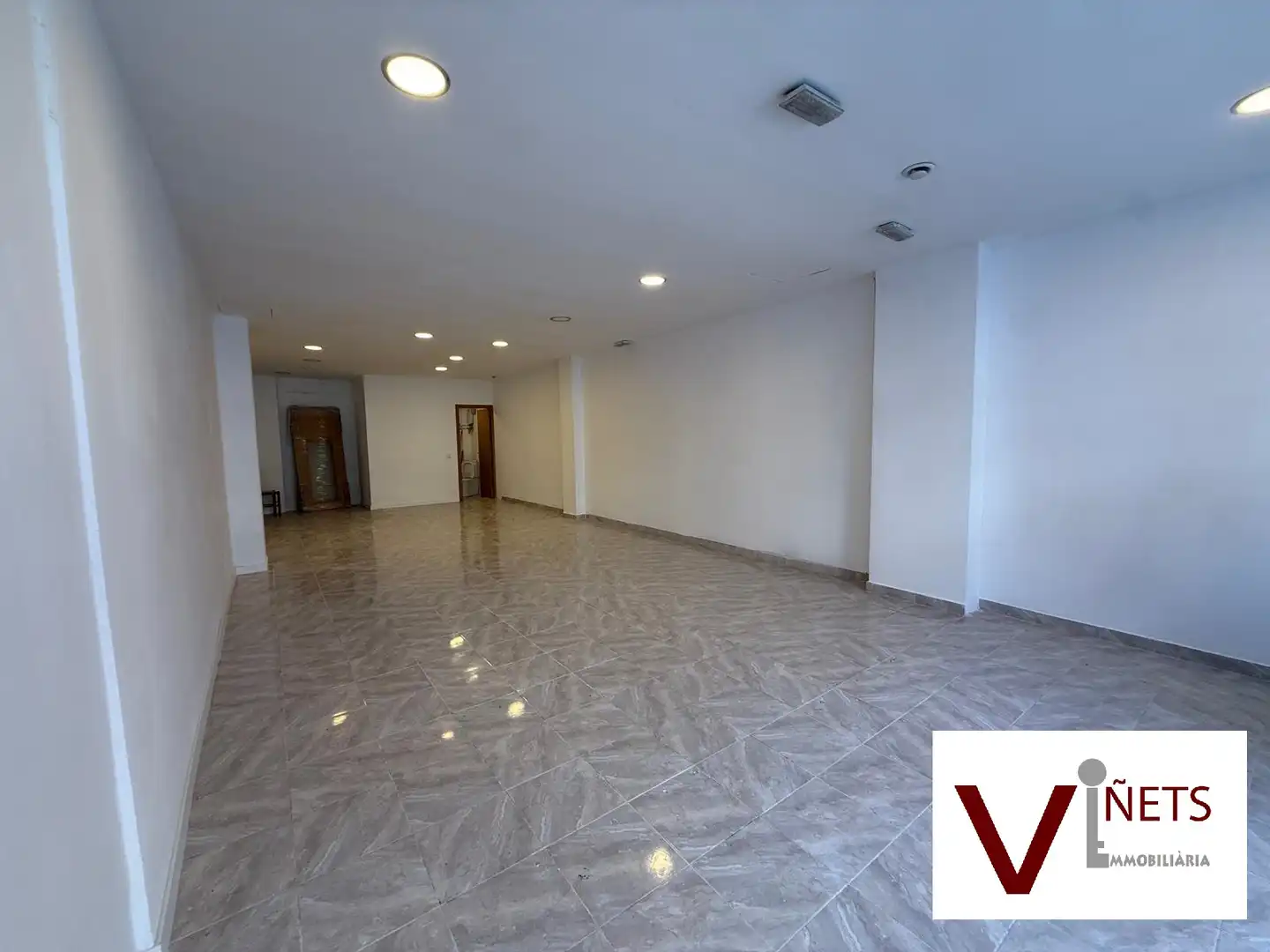 Gewerbefläche zum Verkauf in Carrer Calàbria, imagen 8