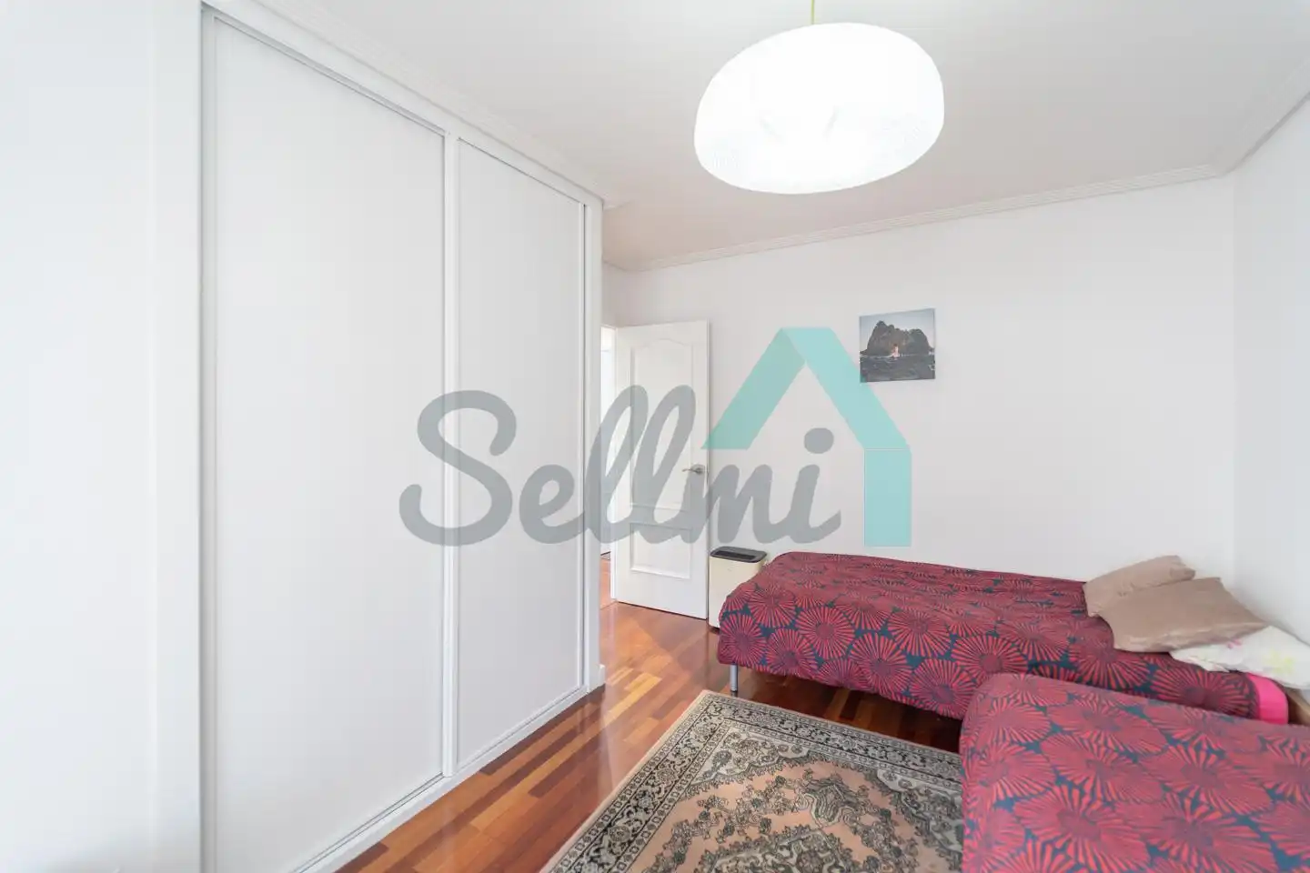 Habitación de Ático en venta en Oviedo  con Calefacción, Parquet y Terraza
