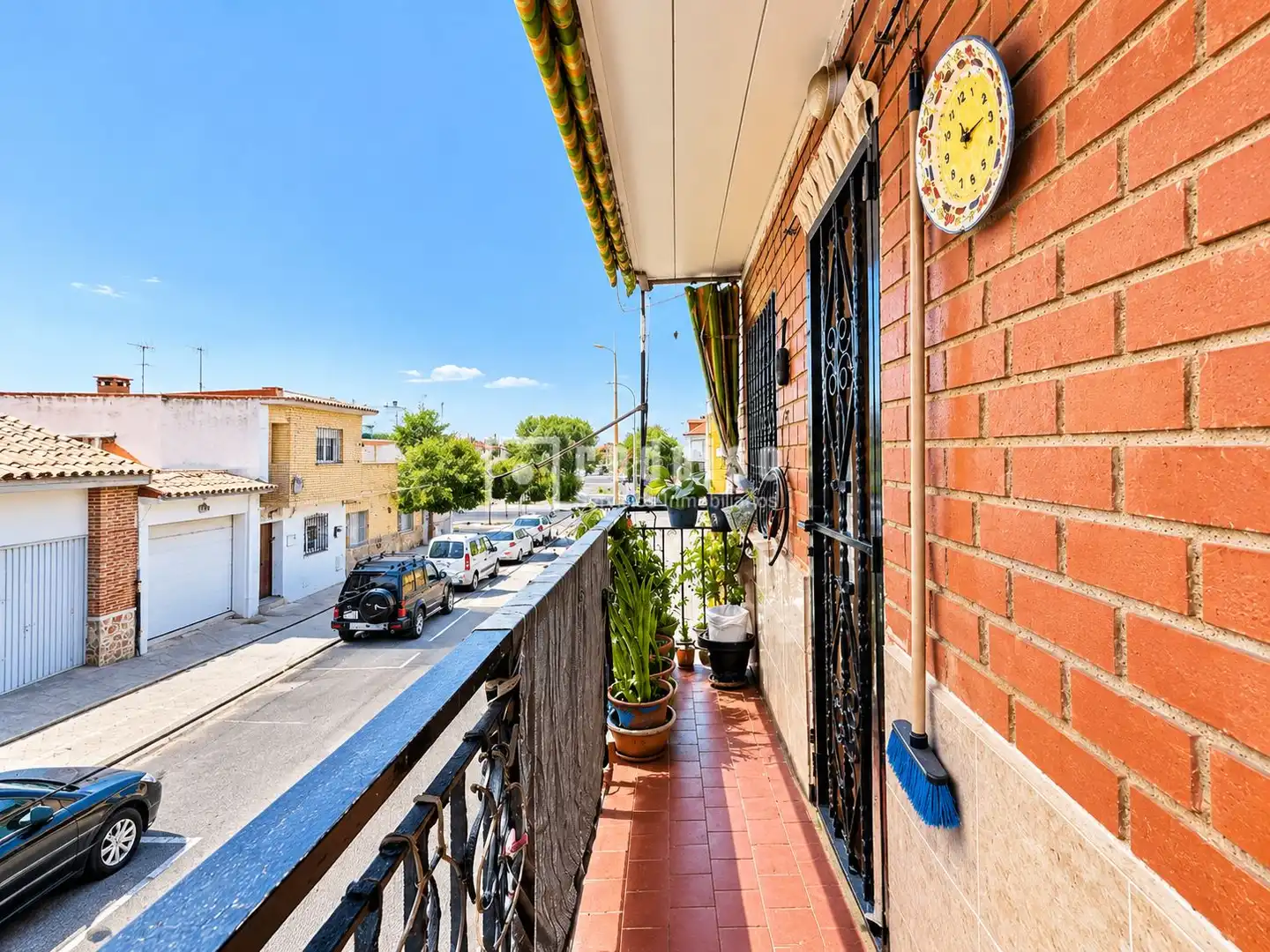 Exterior view of Houses for sale in Coslada  with Heating, Terrace and Storage room