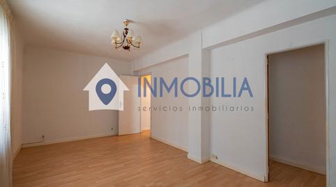 Foto 4 de Pis en venda a Calle de Cangas de Narcea, Simancas, Madrid