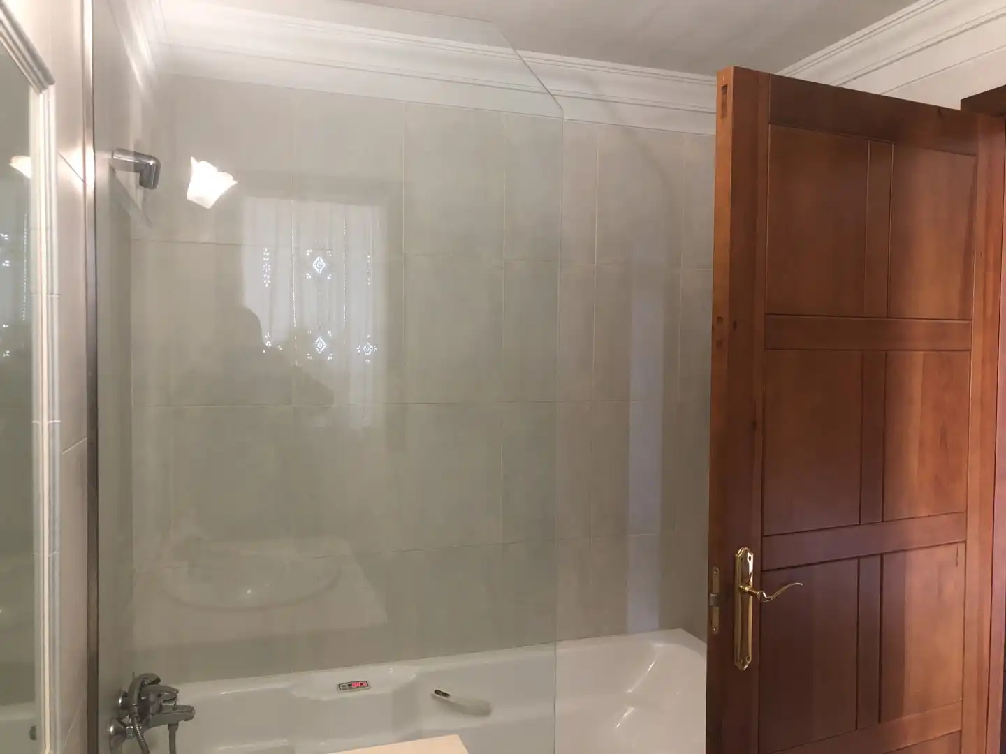 Bany de Edifici en venda en Torrecaballeros