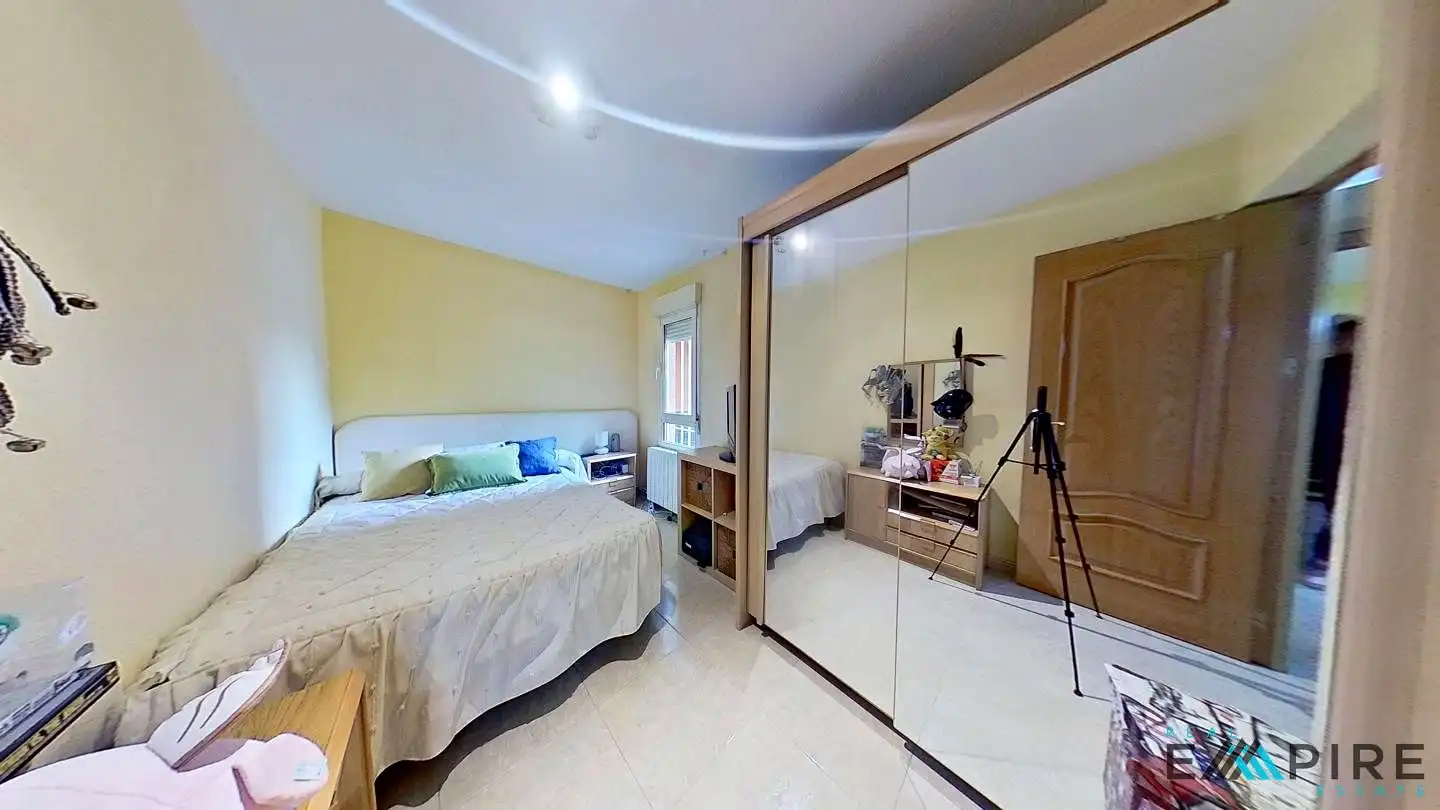 Habitación de Planta baja en venta en Fuenlabrada con Calefacción, Terraza y Trastero