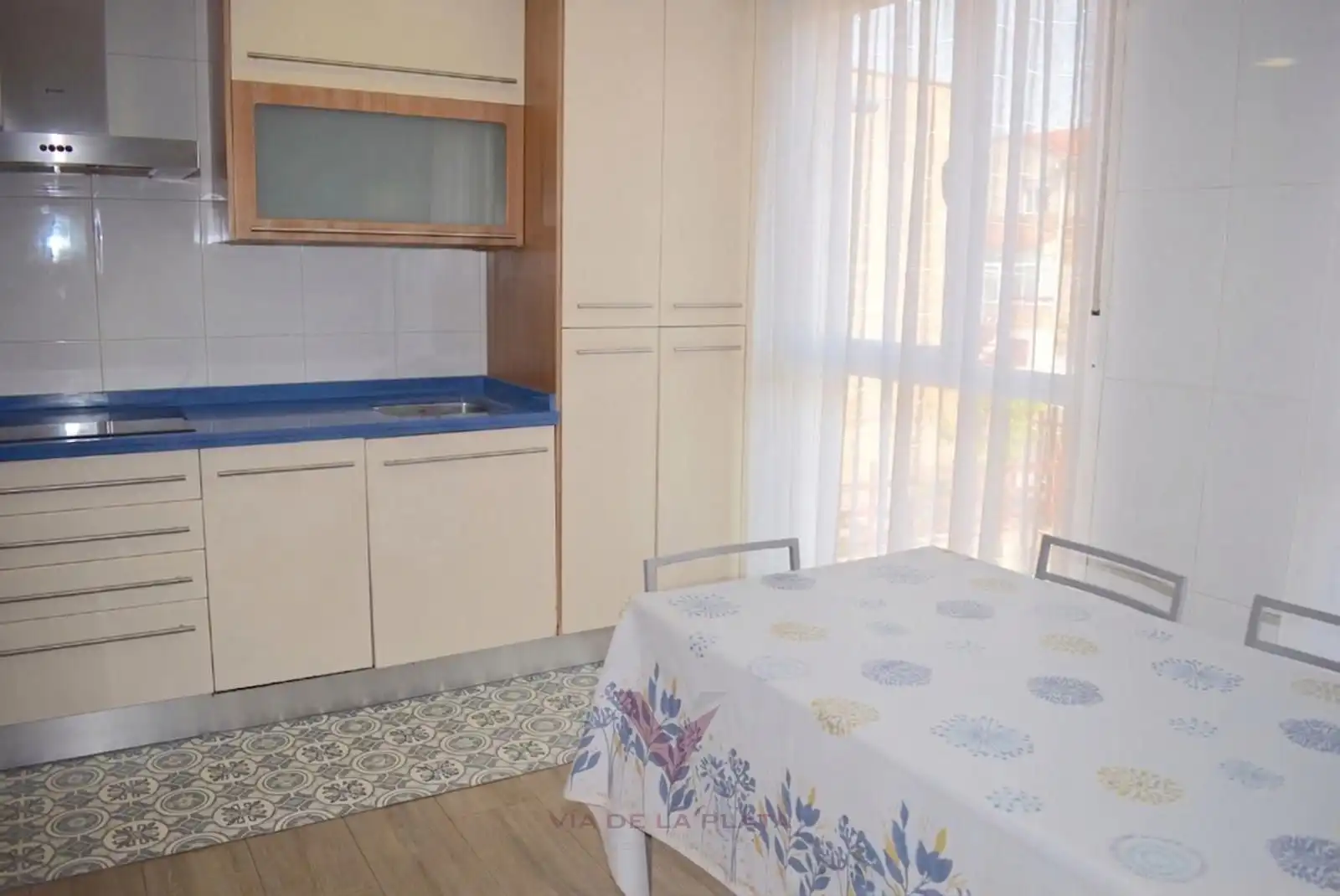 Cocina de Casa adosada en venta en Monterrubio de Armuña con Calefacción, Jardín privado y Parquet