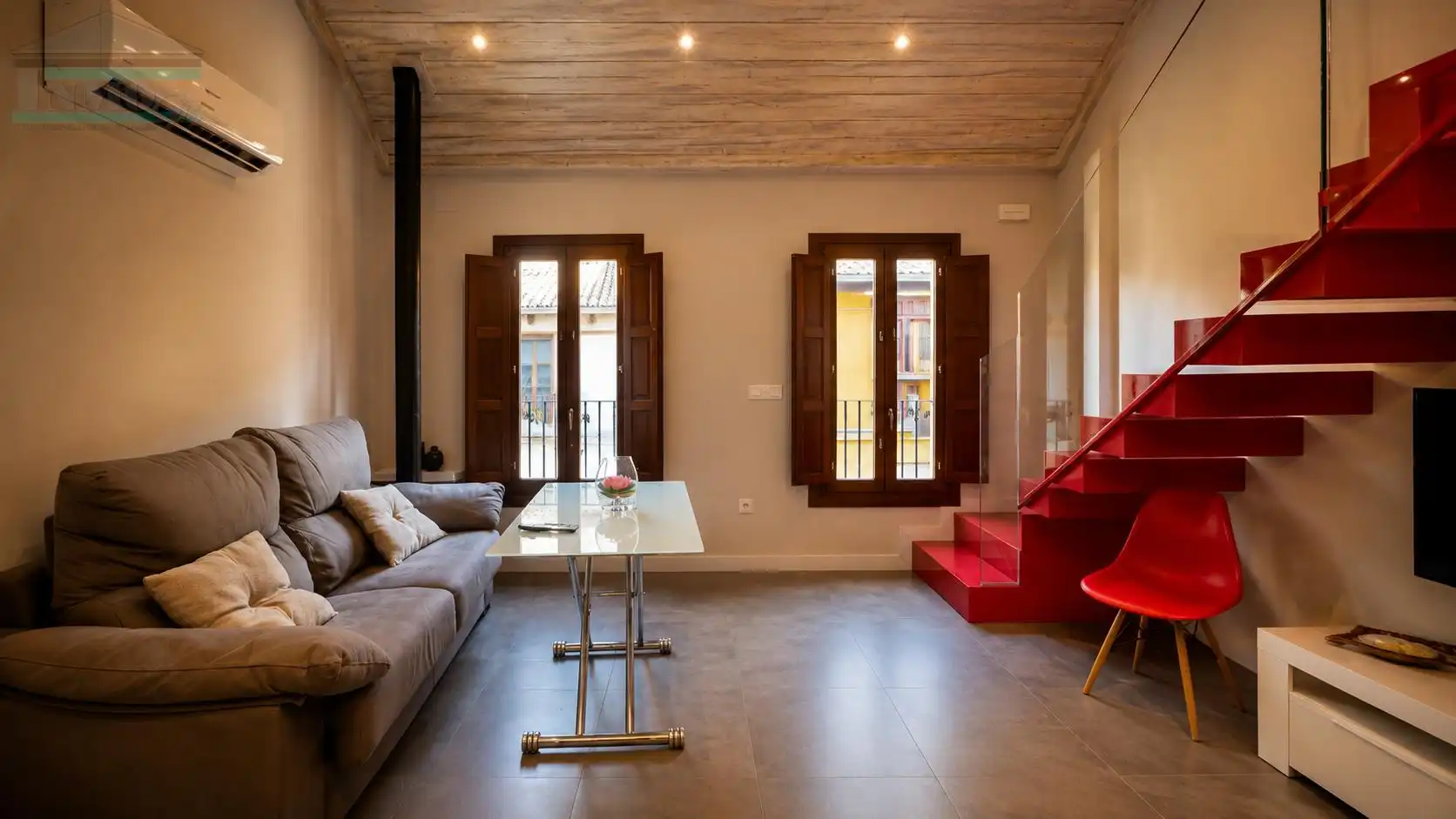 Living room of Duplexes for rent in Granada  with Air Conditioner, Furnished and Washing machine