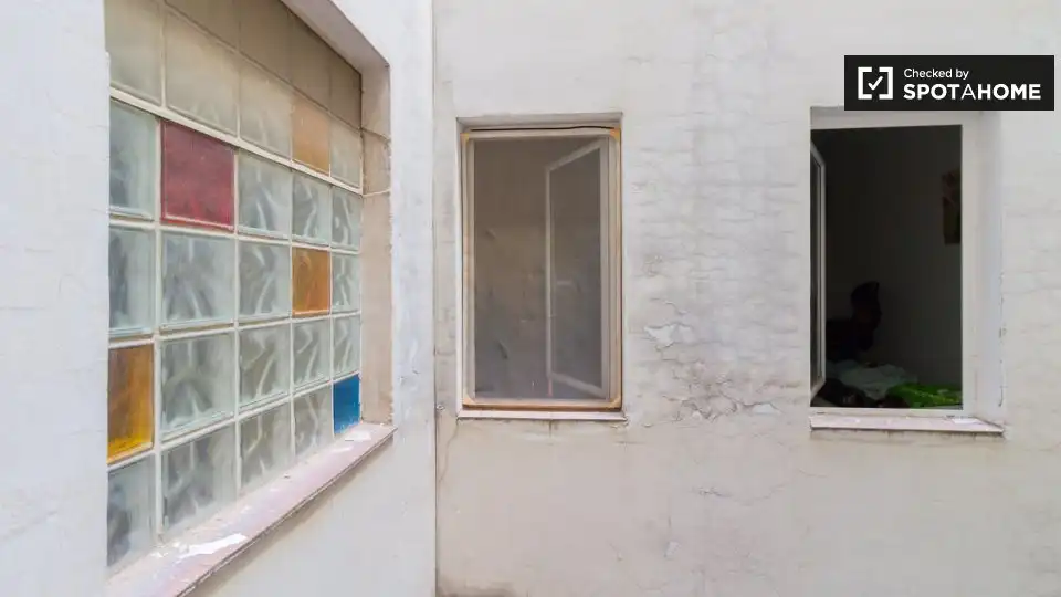 Vista exterior de Piso de alquiler en Barcelona con Aire acondicionado, Calefacción y Amueblado