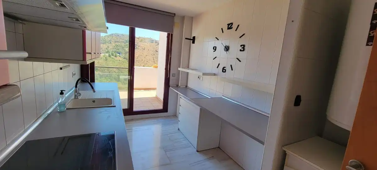 Ático con piscina en venta en Los Flamingos, imagen 2