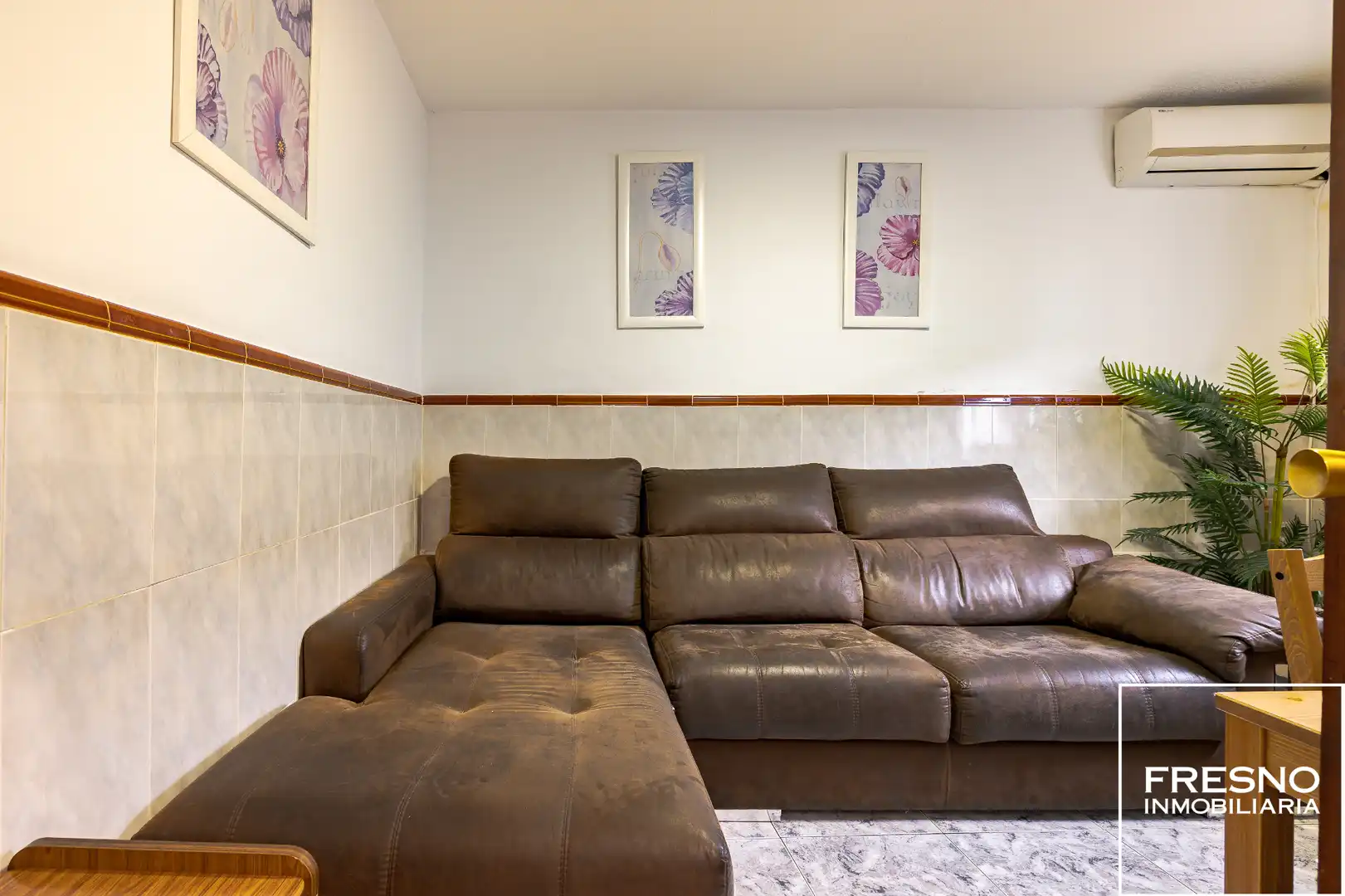 Sala de estar de Casa o chalet en venta en Cobeña con Calefacción y Horno