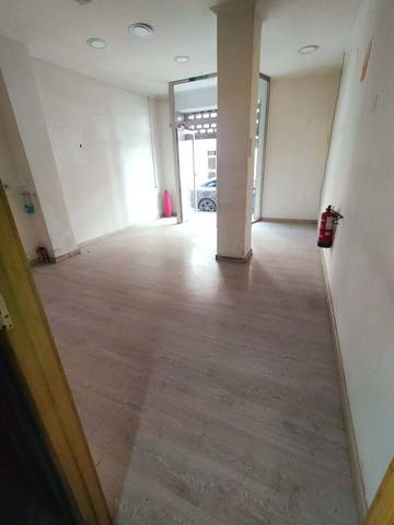 Local comercial en Venta en N/A en Reina Victoria - Miguel Hernández