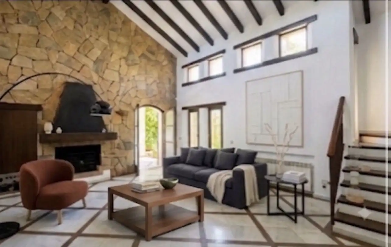 Living room of Houses for rent in Estepona  with Air Conditioner, Heating and Private garden